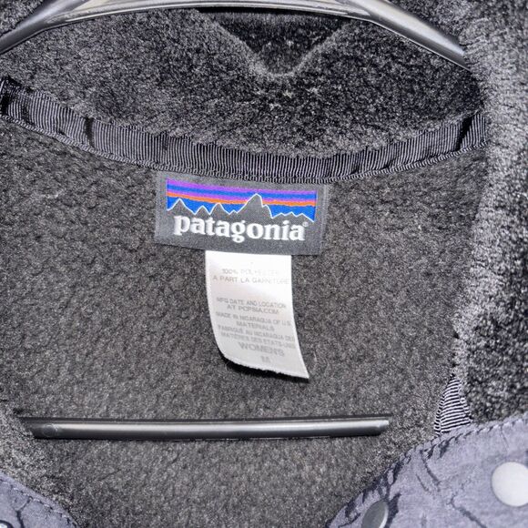Womens Size M Patagonia Retool Snap Fleece Black - Picture 3 of 4